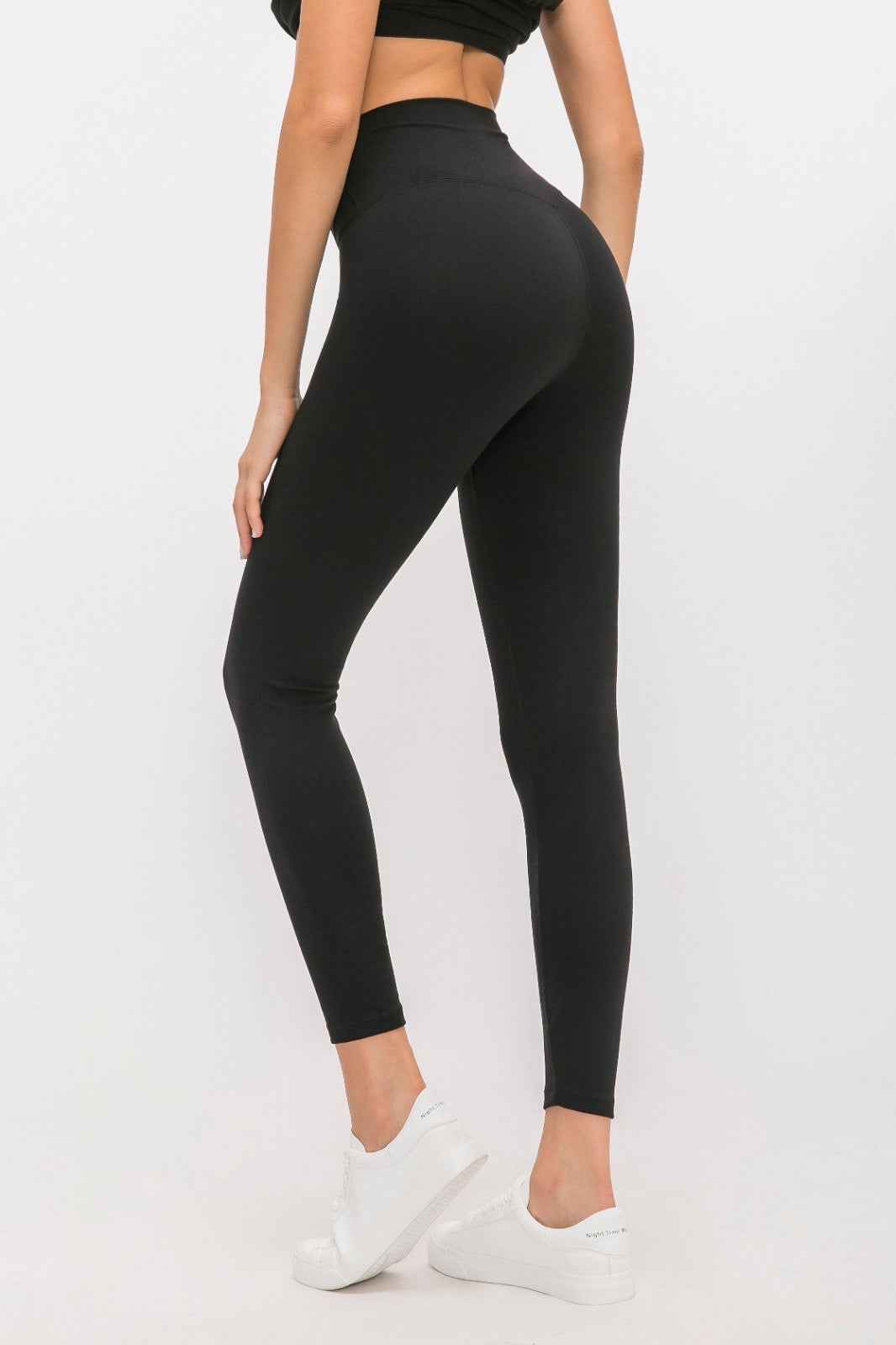 Athleia Infinite Leggings black