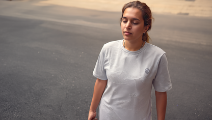 Athleia Women Breathe Top Silver