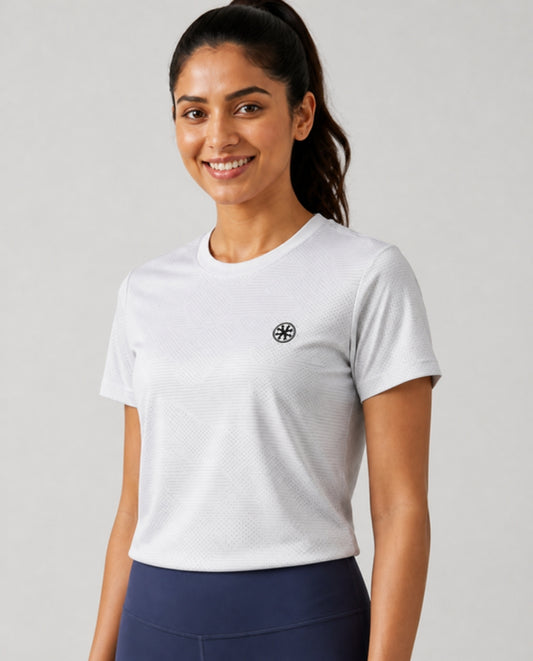 Athleia catalogue shoot – breathe tee silver – detail